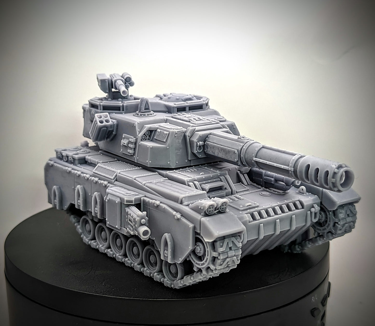 URSUS MINOR-PATTERN MAIN BATTLE ATTACK | Maelstrom Designworks Grimdark Wargaming Miniatures