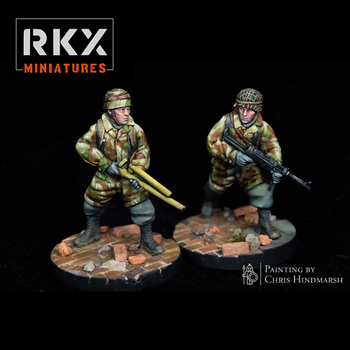 Fallschirmjager Flamethrower Team | RKX Miniatures 28mm WW2 Wargaming Miniatures Role Playing Miniatures
