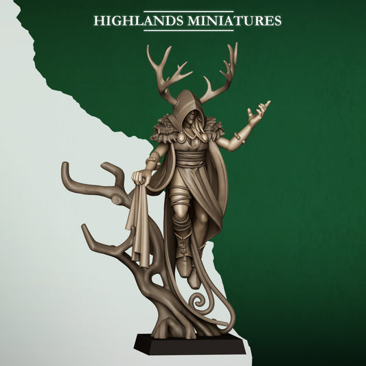 Feral Elves Druid | Highlands Miniatures 28/32mm Fantasy Wargaming Miniatures Role Playing Miniatures