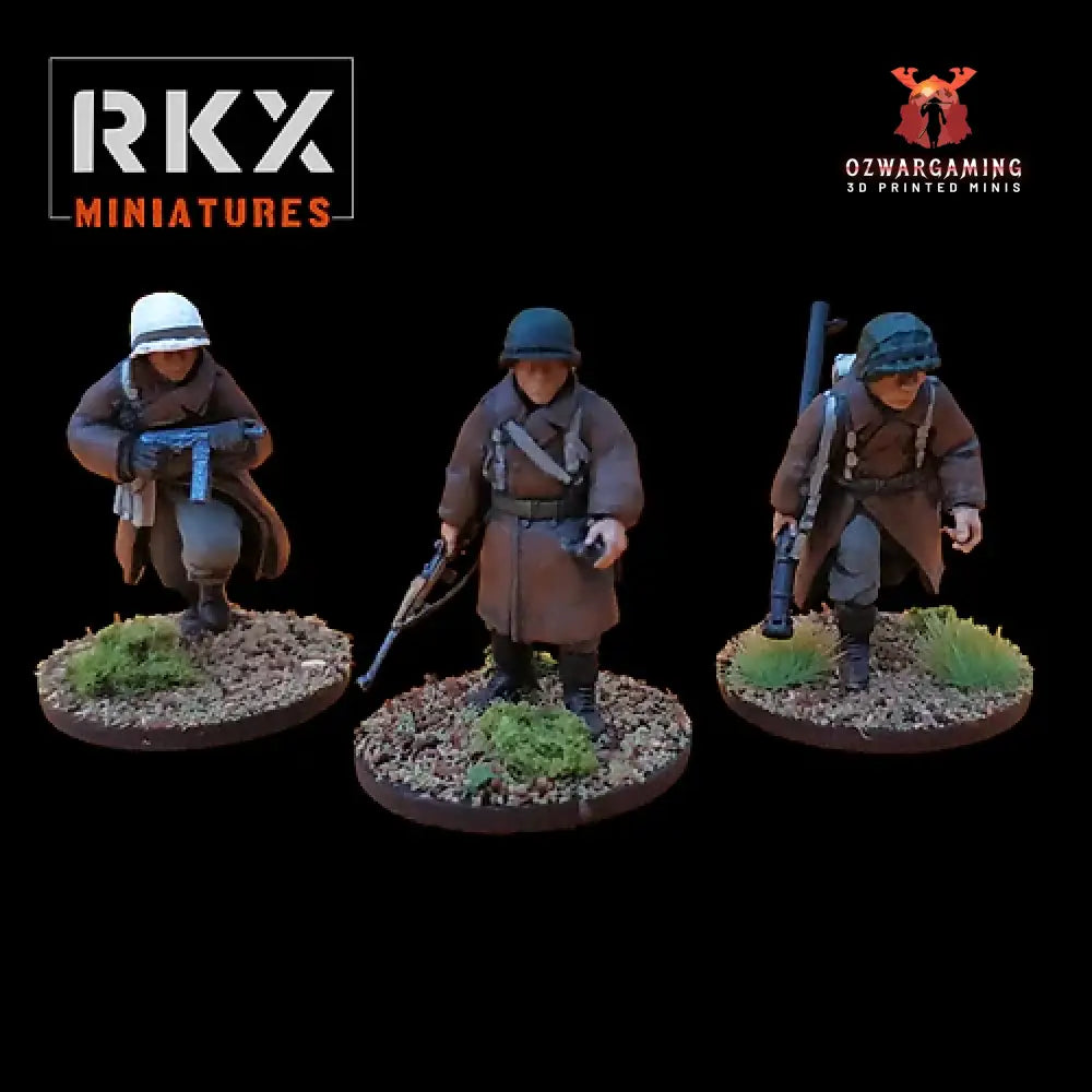 Late War US Winter HQ Team | RKX Miniatures 28mm WW2 Wargaming Miniatures Role Playing Miniatures