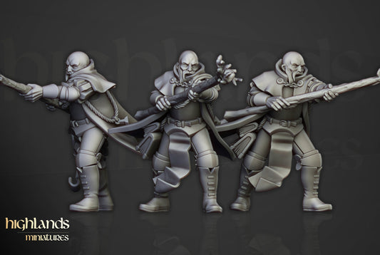 Sunland Battle Wizard | Highlands Miniatures 28/32mm Fantasy Wargaming Miniatures Role Playing Miniatures