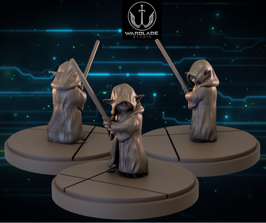 Shatter Scale Yoda Hooded | Warblade Studios 40mm Miniatures Role Playing Miniatures